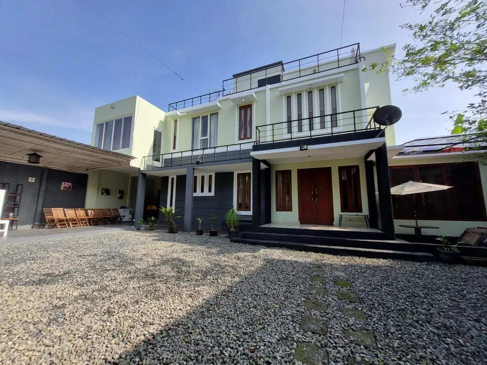 Rumah Sewa Luas, Gunung Baru Pasteur, Bandung